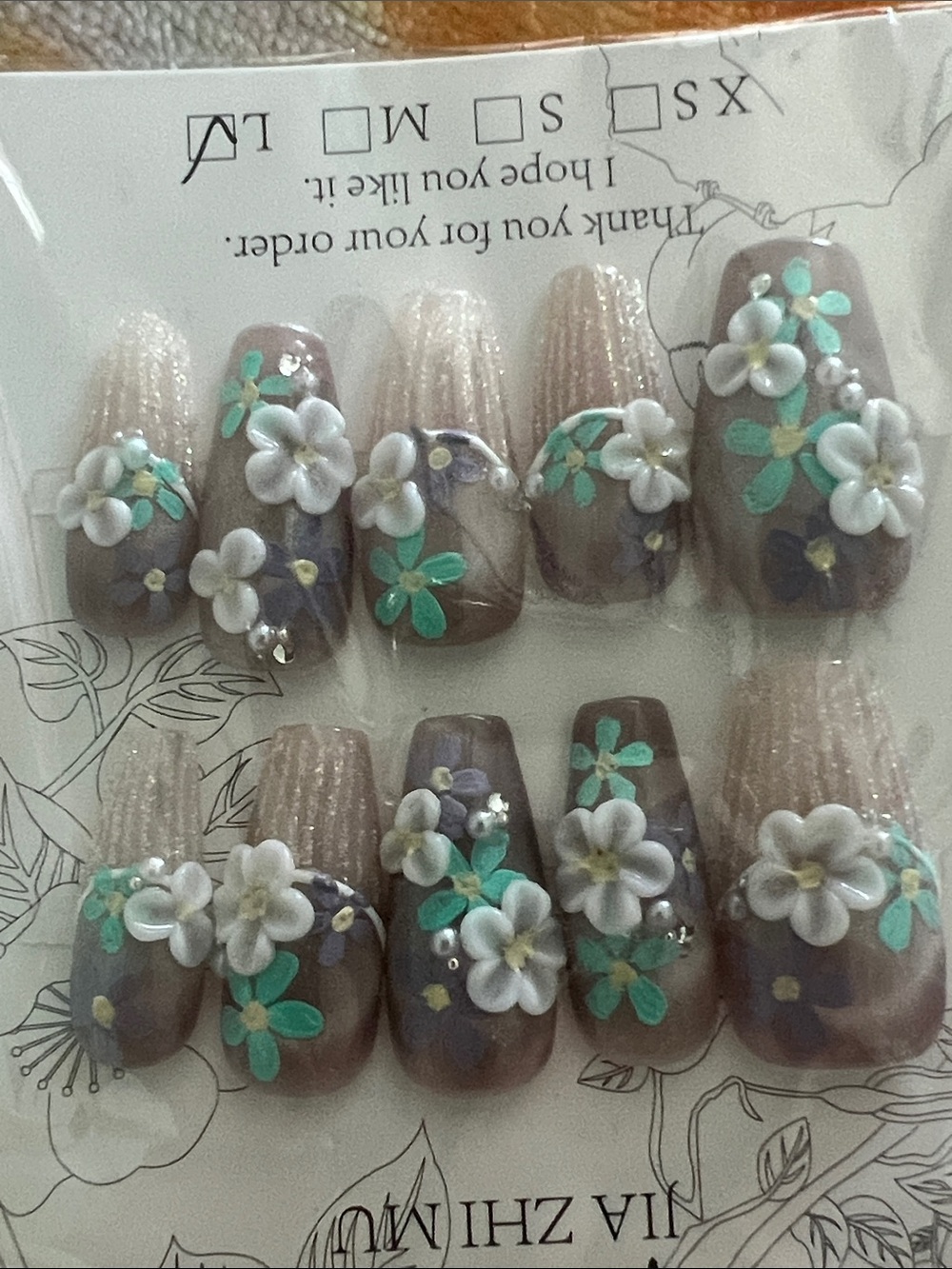 JIA. 3D Floral Press-On Nails with Mint  green lavender and white Accents. New.